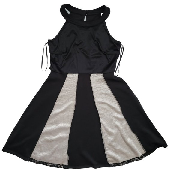🌟 NWT ENFOCUS STUDIO LBD Black Halter Dress Lace Insert Size 8 - Picture 3 of 11